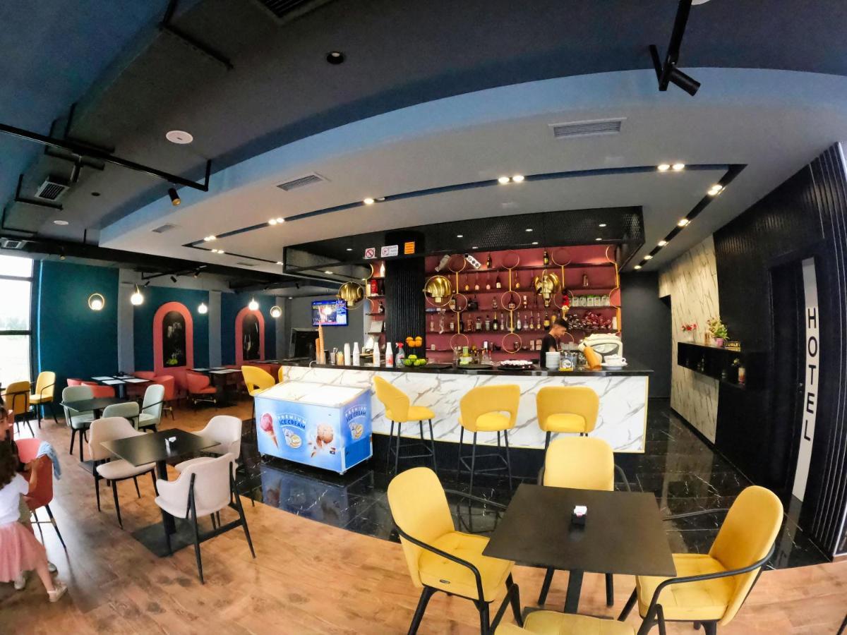 Hotel Braxton Shupenze Esterno foto