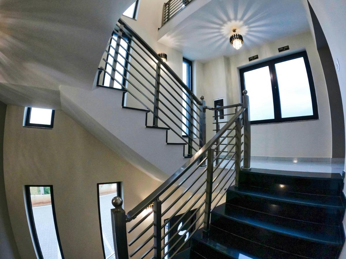 Hotel Braxton Shupenze Esterno foto